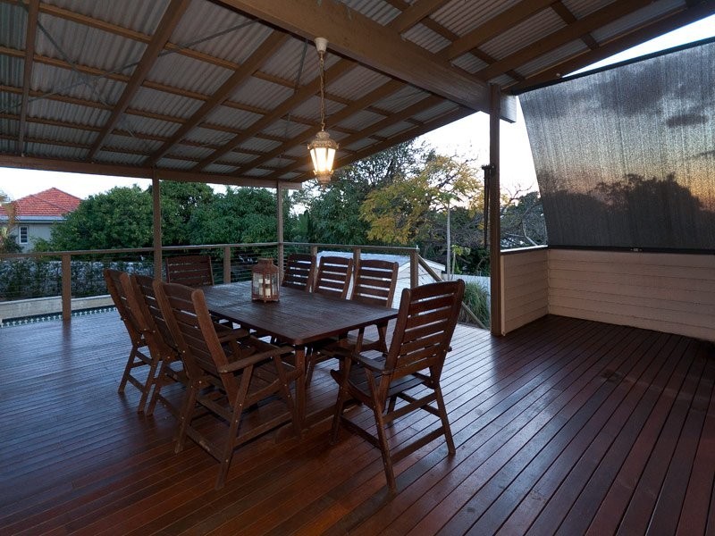 252 Rode Road, Wavell Heights QLD 4012