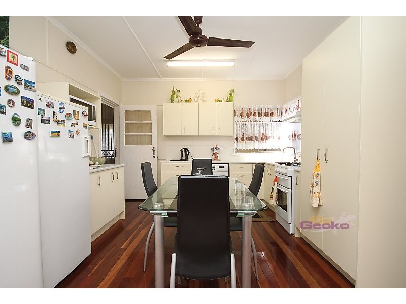 6 Parker Avenue, Northgate QLD 4013