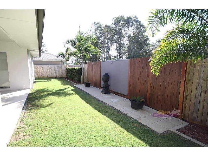 19 Silverbirch Place, Bridgeman Downs QLD 4035