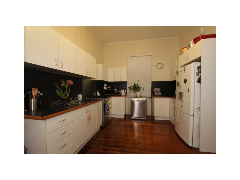 284 Nudgee Rd, Hendra QLD 4011