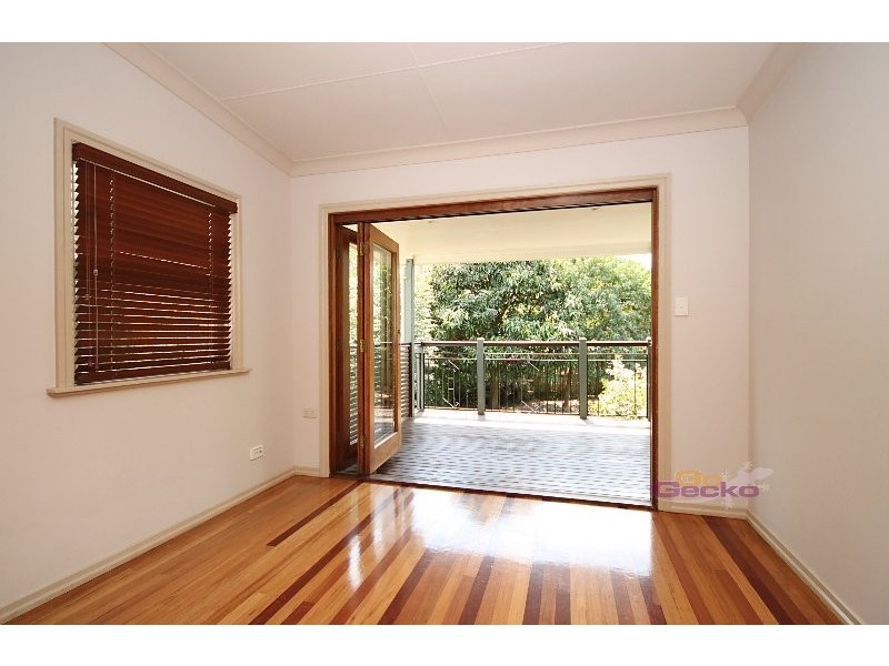 15 Aveling St, Wavell Heights QLD 4012