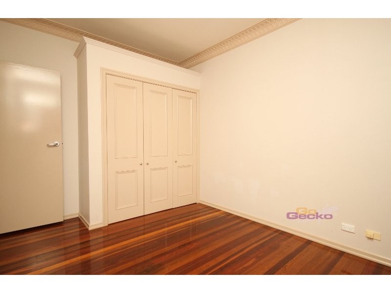 15 Aveling St, Wavell Heights QLD 4012