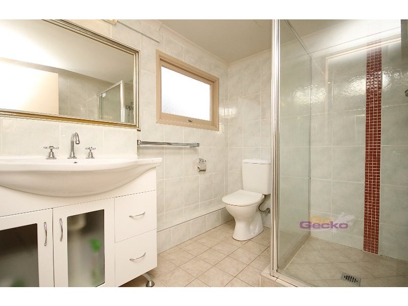 15 Aveling St, Wavell Heights QLD 4012
