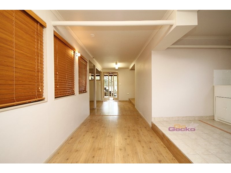 15 Aveling St, Wavell Heights QLD 4012