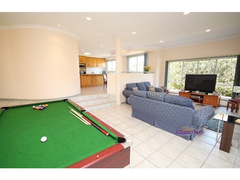 195 Bangalow St, Bridgeman Downs QLD 4035