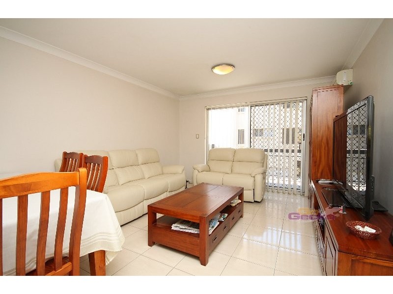 4/15 Buckby Street, Nundah QLD 4012
