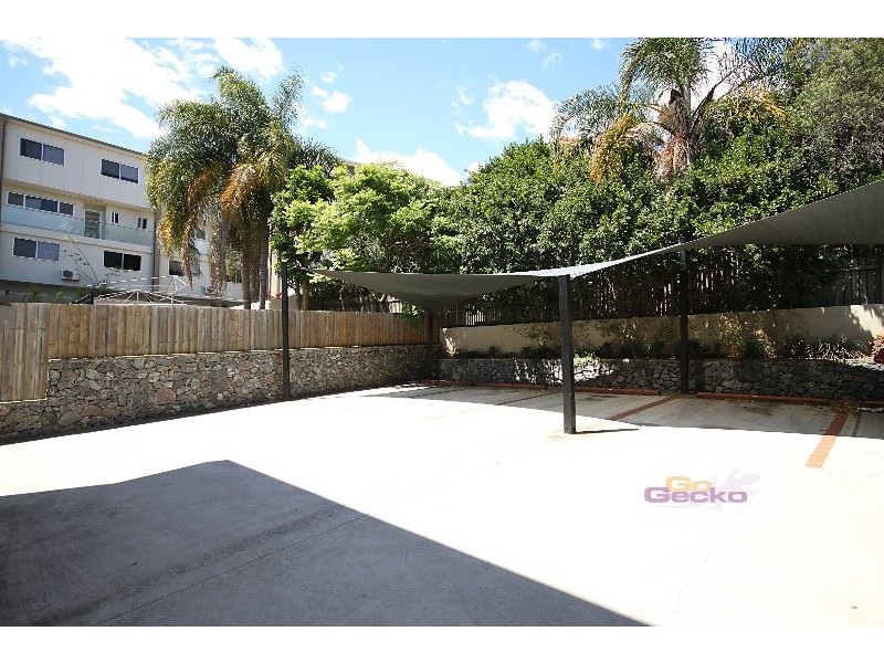 4/15 Buckby Street, Nundah QLD 4012
