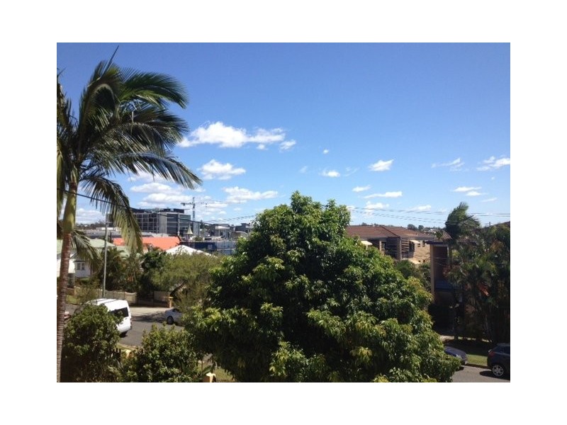 4/15 Buckby Street, Nundah QLD 4012