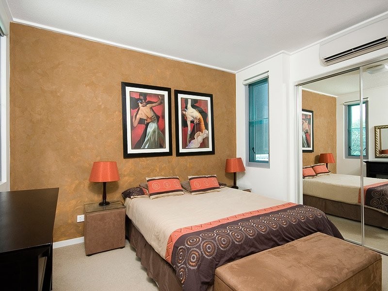 208/17 Parkland Street, Nundah QLD 4012