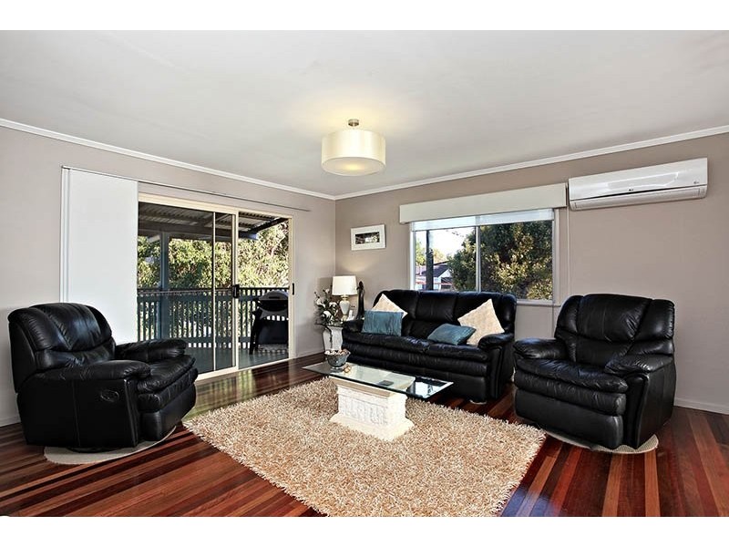 93 Laura Street, Clontarf QLD 4019