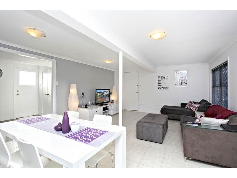 93 Laura Street, Clontarf QLD 4019