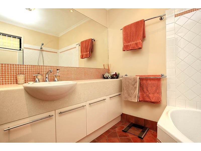 66 Hamson Tce, Nundah QLD 4012