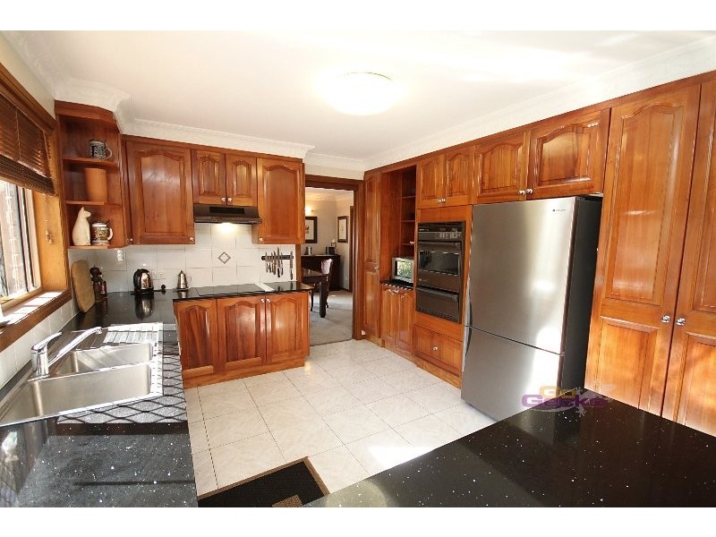 42 Dimboola St, Bridgeman Downs QLD 4035