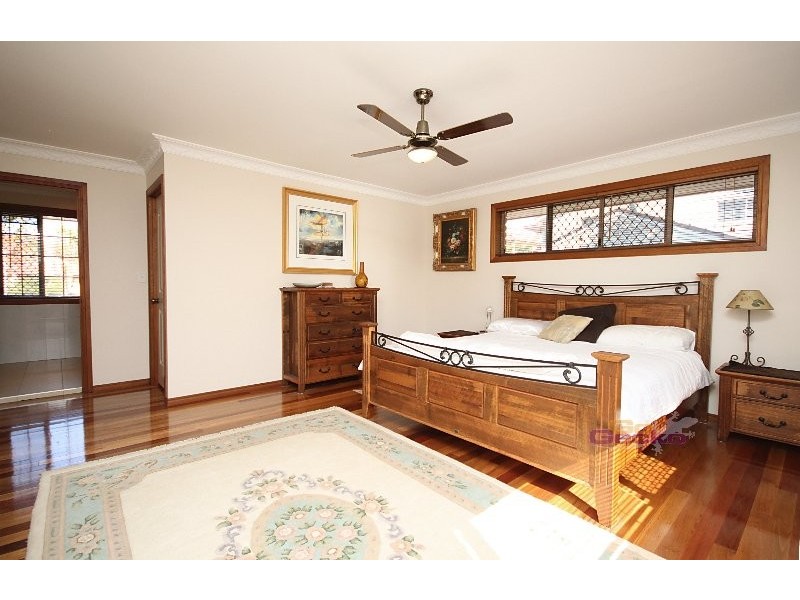 42 Dimboola St, Bridgeman Downs QLD 4035