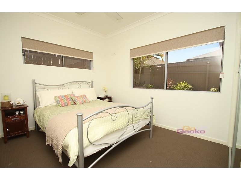 9 Cassia st, Bridgeman Downs QLD 4035