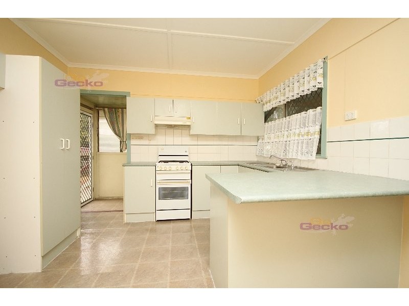 6 Alleena St, Chermside QLD 4032