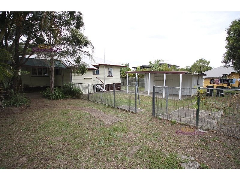 6 Alleena St, Chermside QLD 4032
