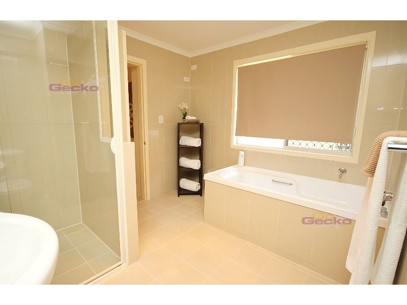 70 Elliott Rd, Banyo QLD 4014