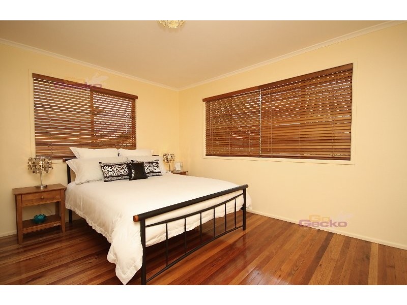 70 Elliott Rd, Banyo QLD 4014