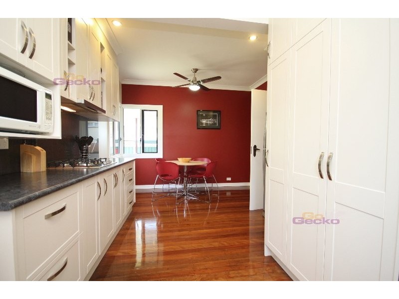 11 Simla Ave, Geebung QLD 4034