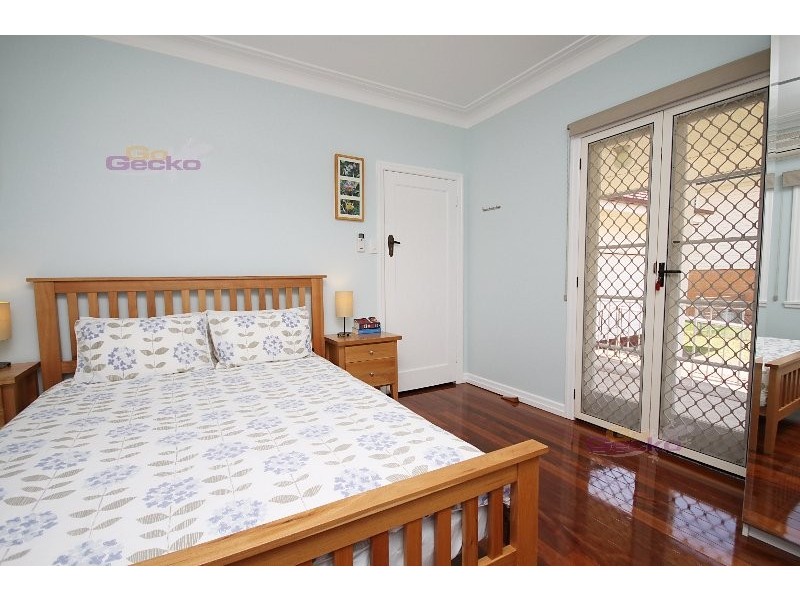 11 Simla Ave, Geebung QLD 4034