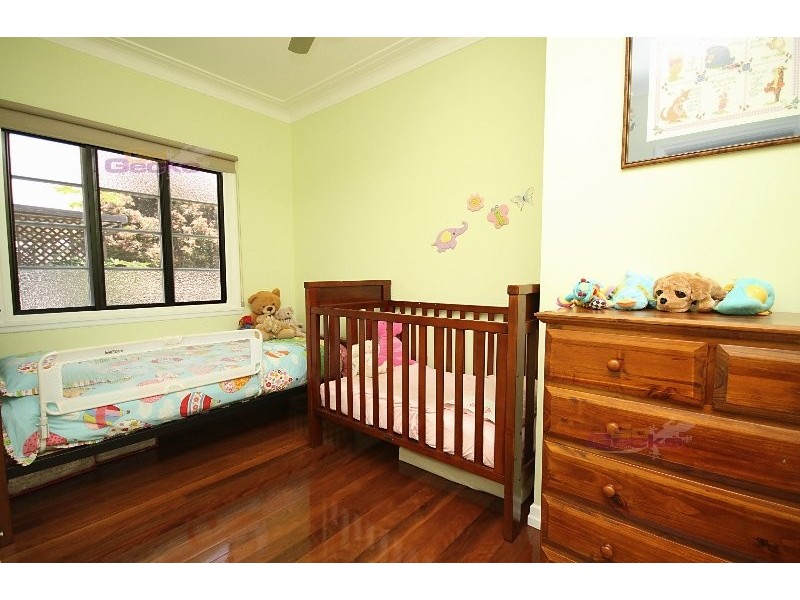 11 Simla Ave, Geebung QLD 4034