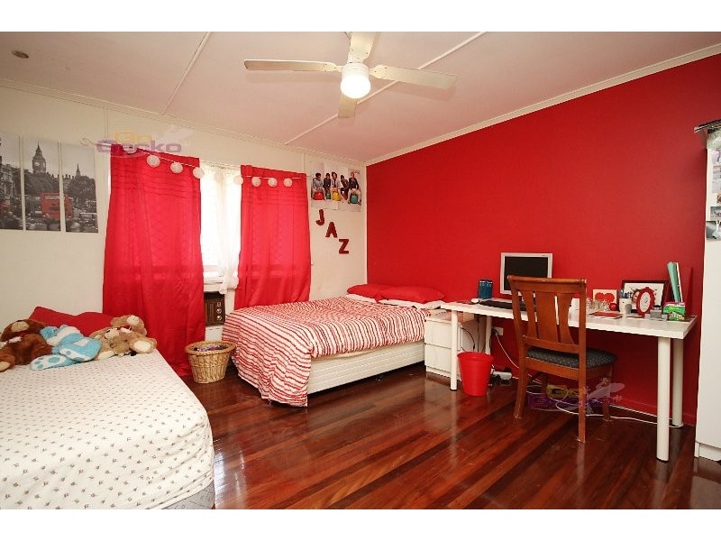 14 Nundah St, Brighton QLD 4017