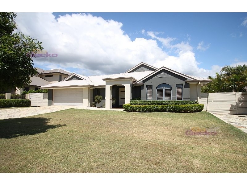 6 Estonia Avenue, Bridgeman Downs QLD 4035