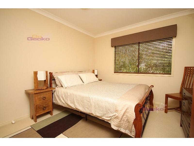 6 Estonia Avenue, Bridgeman Downs QLD 4035