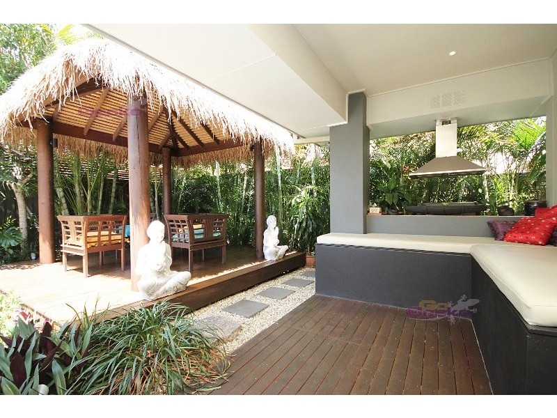 6 Estonia Avenue, Bridgeman Downs QLD 4035