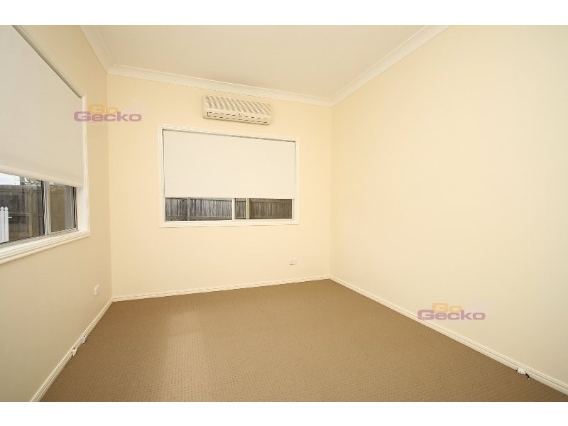 8 Conroy St, Zillmere QLD 4034
