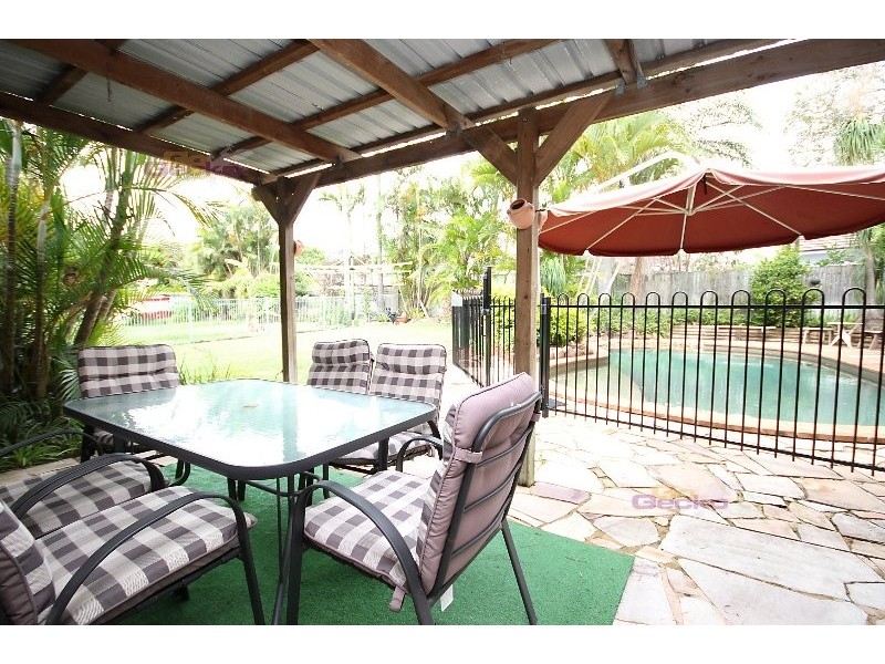 3 Glendavis St, Brighton QLD 4017