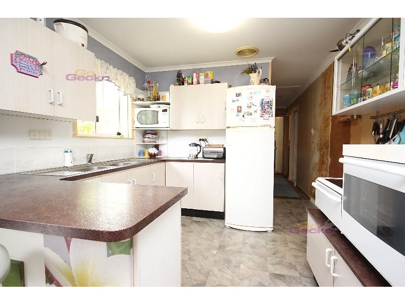 3 Glendavis St, Brighton QLD 4017