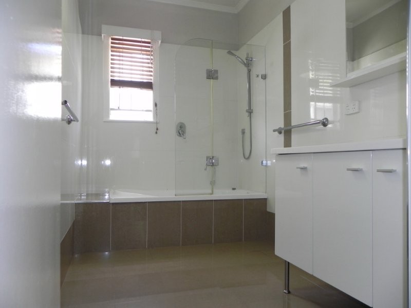 1 Crofton St, Geebung QLD 4034