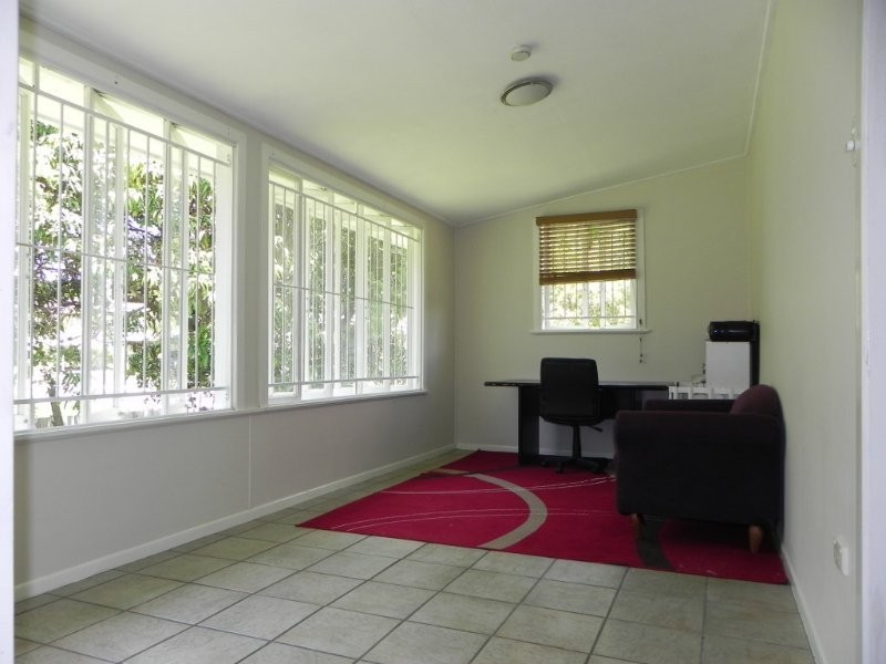 1 Crofton St, Geebung QLD 4034