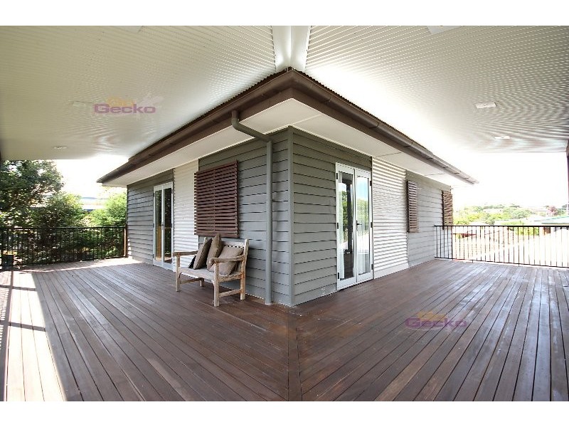 40 Hamilton Rd, Wavell Heights QLD 4012