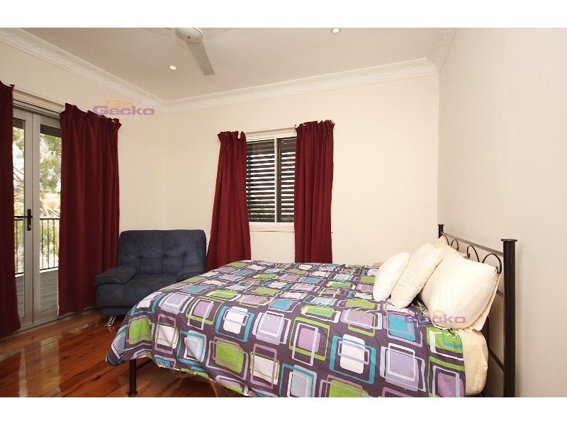40 Hamilton Rd, Wavell Heights QLD 4012