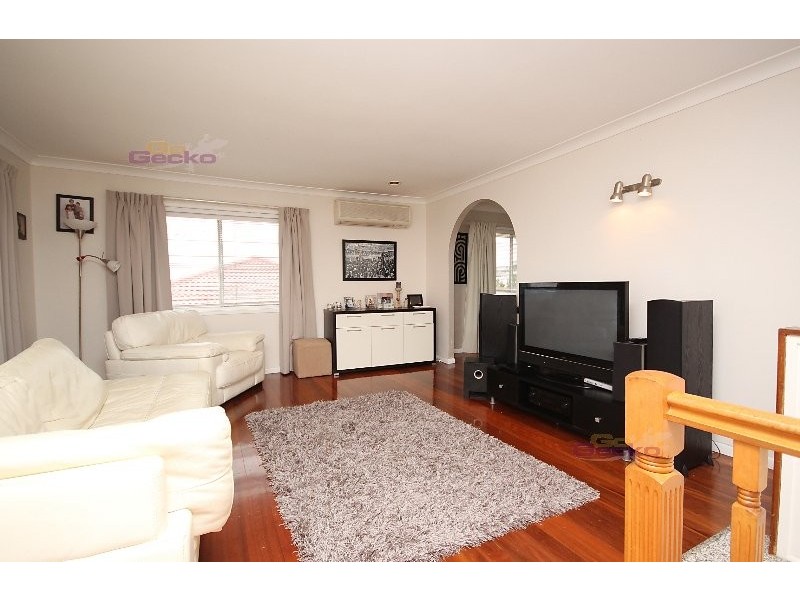 4 Sherry St, Carseldine QLD 4034