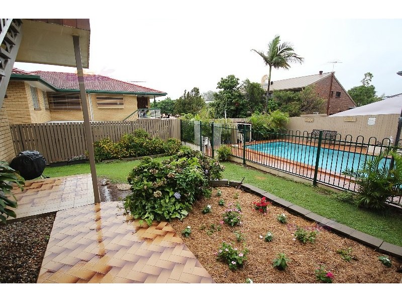 4 Sherry St, Carseldine QLD 4034