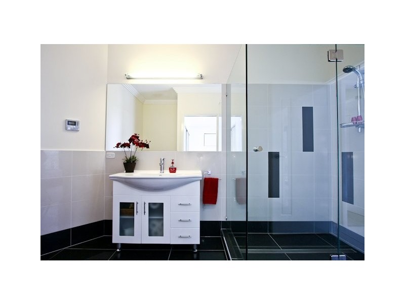 12 Silverbirch Pl, Bridgeman Downs QLD 4035