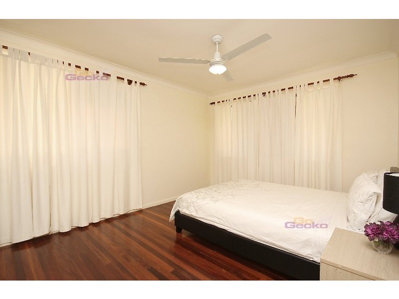 10 Woondaree St, Bracken Ridge QLD 4017