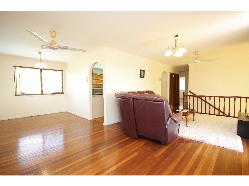10 Woondaree St, Bracken Ridge QLD 4017