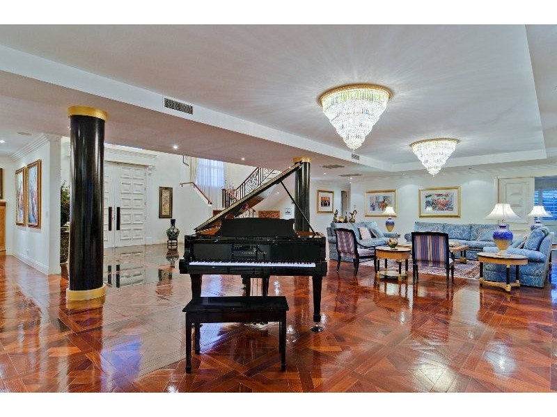 1 Palm Avenue, Ascot QLD 4007