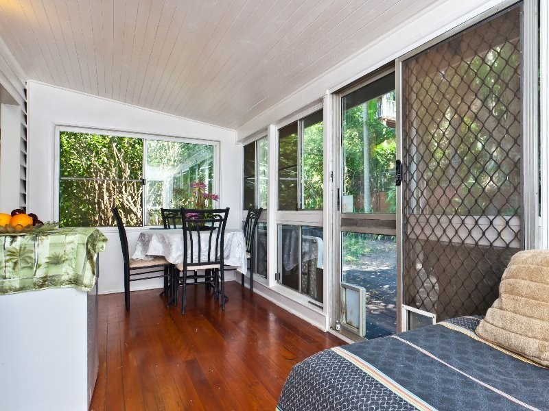 158 Rainbow St, Sandgate QLD 4017