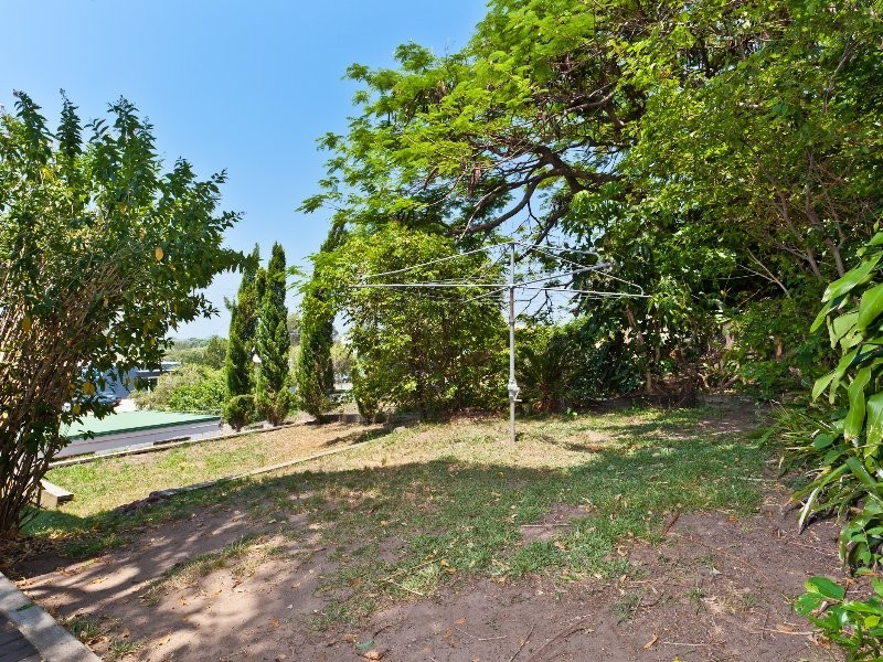 158 Rainbow St, Sandgate QLD 4017