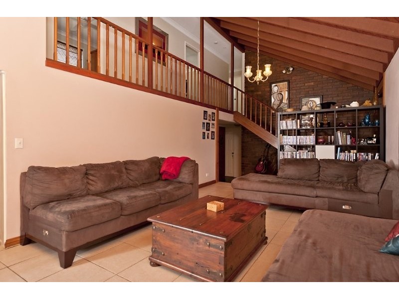 15 Whitehorse Street, Carseldine QLD 4034