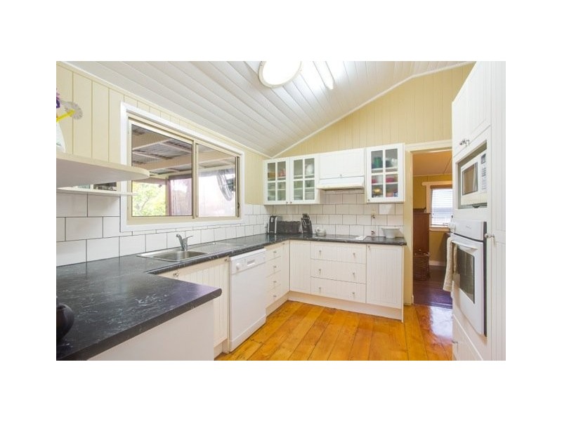 21 Forrest St, Nudgee QLD 4014