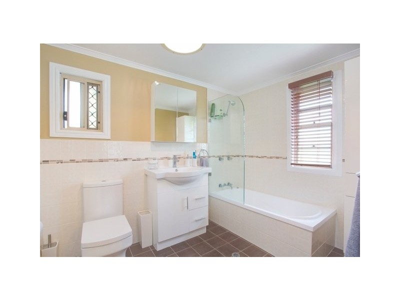 21 Forrest St, Nudgee QLD 4014