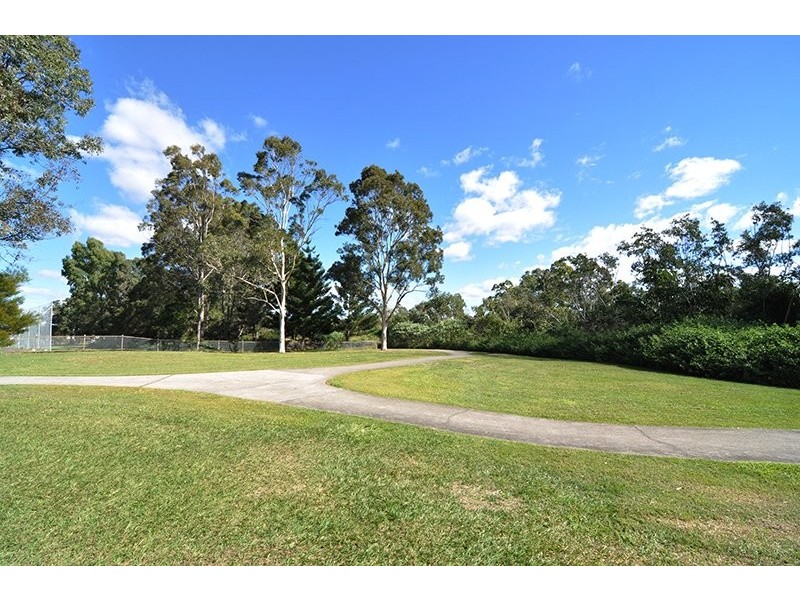 34 Elwyn St, Northgate QLD 4013