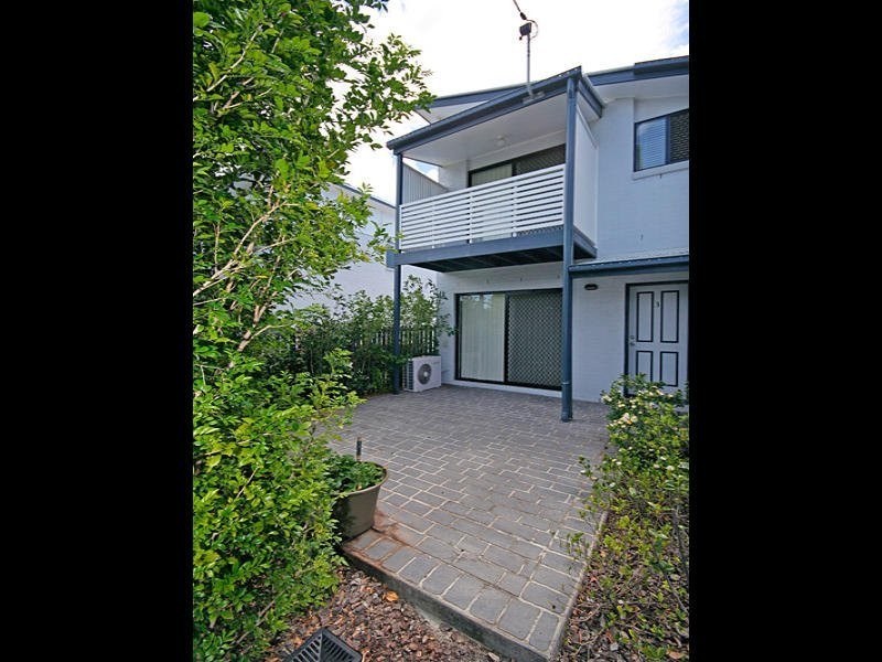 3/52 Halcomb St, Zillmere QLD 4034